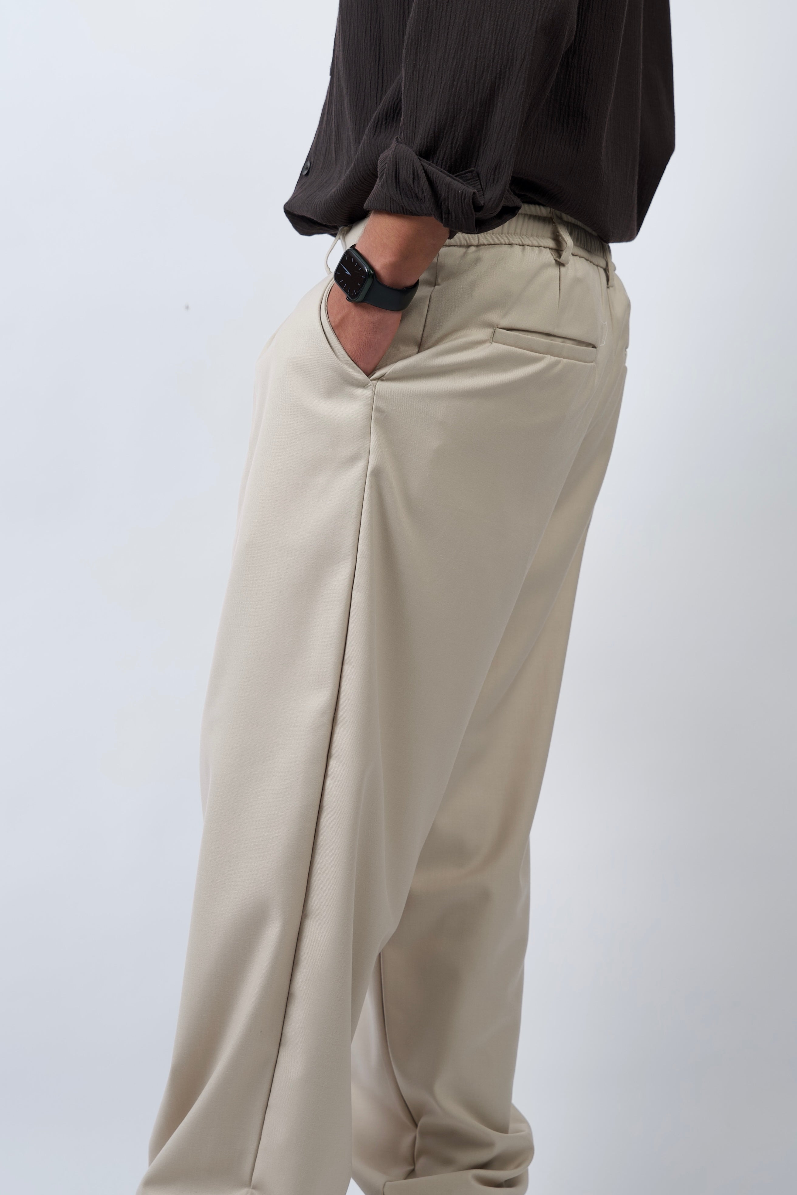 Relaxed Pleated Trousers