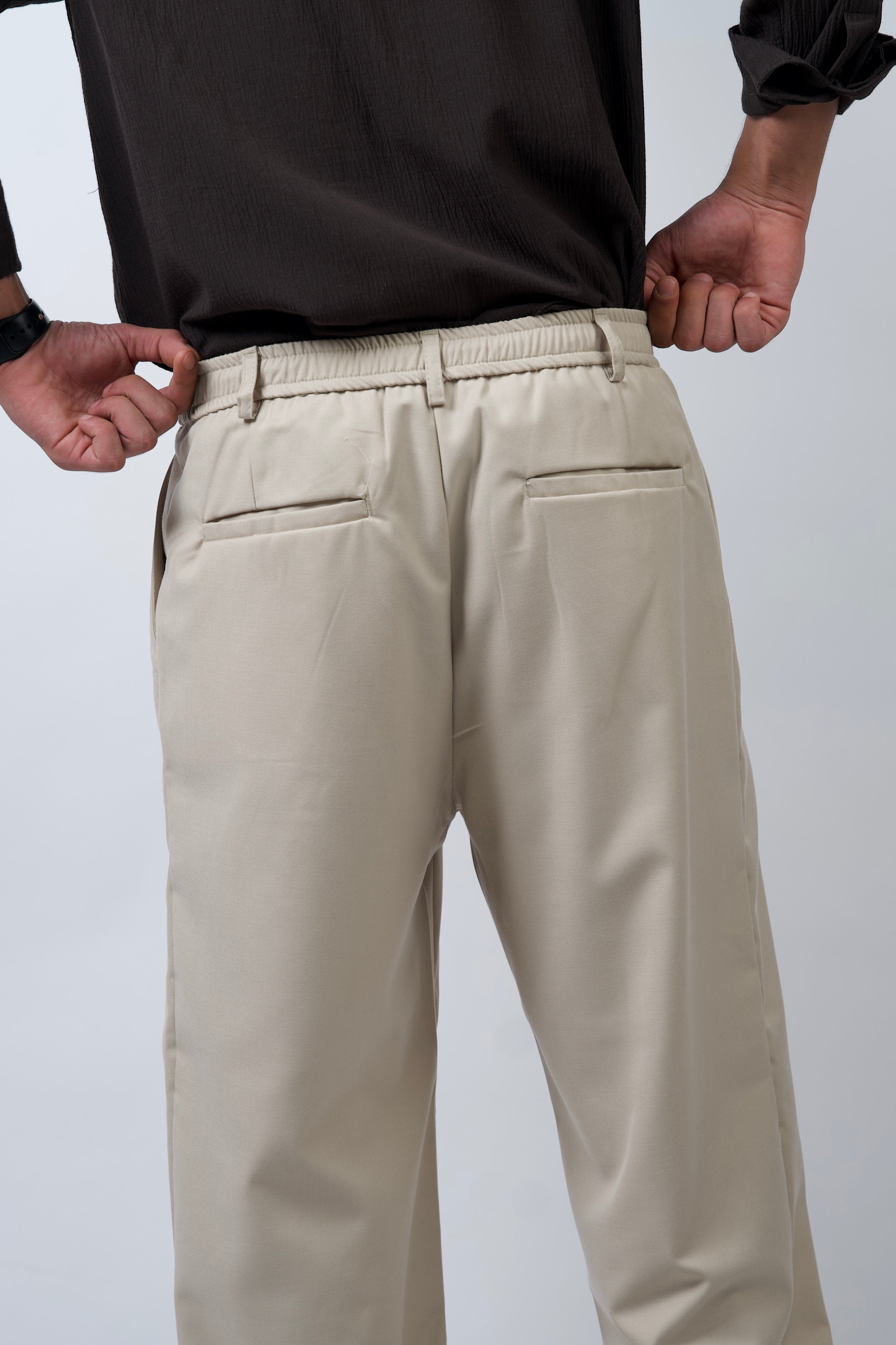 Relaxed Pleated Trousers